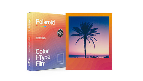 „Color Wave“-Edition des i-type-Films mit farbigem Rahmen