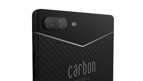 Das Carbon 1 MKII hat eine Doppelkamera mit 16 Millionen Pixel