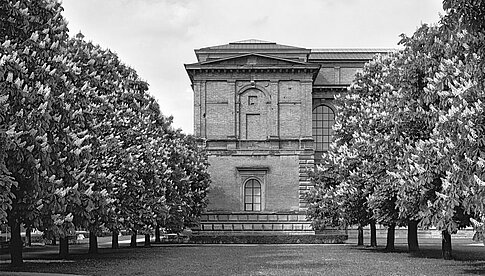 Fotos von Klaus Kinold: Wiederaufbau Alte Pinakothek, München (Architekt Hans Döllgast)