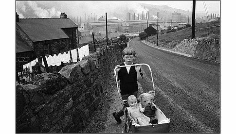 Bruce Davidson - WALES. 1965. Welsh Miners.