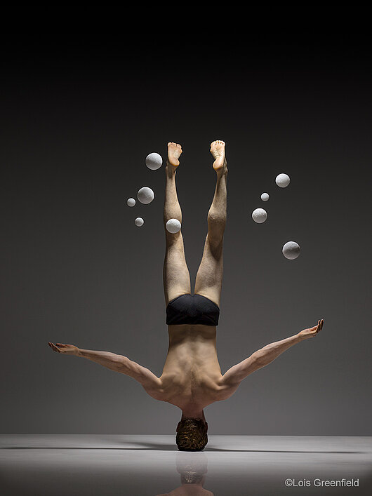 Lois Greenfield Photography; Moving Still; Paul Zivkovich; 