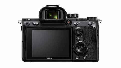 Sony A7 III: Großes Gehäuse, professionelle Handhabung