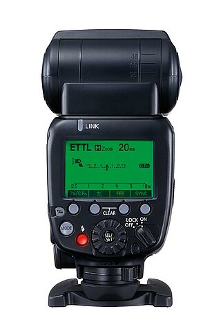 Canon „Speedlite 600EX II-RT“: Beleuchtetes Status-Display und Navigation mit Einstellrad