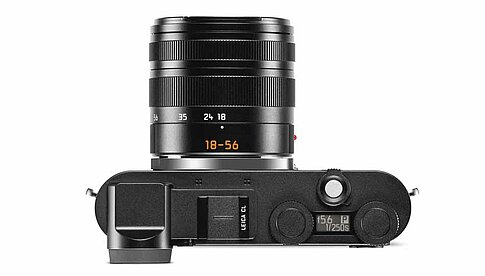 Leica CL: Mit Status-Display und Einstellrädern auf der Oberseite.