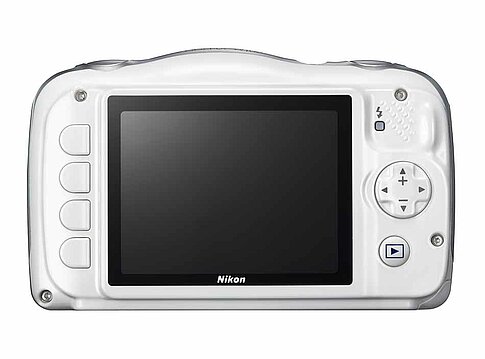 Die Nikon Coolpix W100 besitzt einen Farbmonitor mit einer Bilddiagonalen von 6,7 Zentimetern